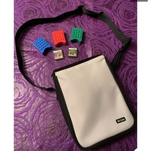 nintendo ds lite carrying case, 2 Games, 3 Lego Cartridge Holders